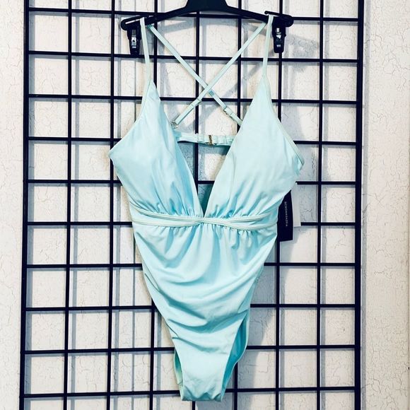 BCBGMAXAZRIA Women's Plunging V-Neckline Shirred One Piece Swimsuit | Size 10 - Picture 3 of 4